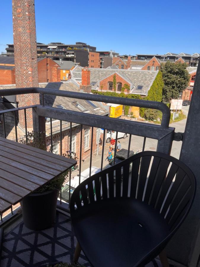Solsiden, 2 Soverom Med Dobbeltsenger Og Parkering Leilighet